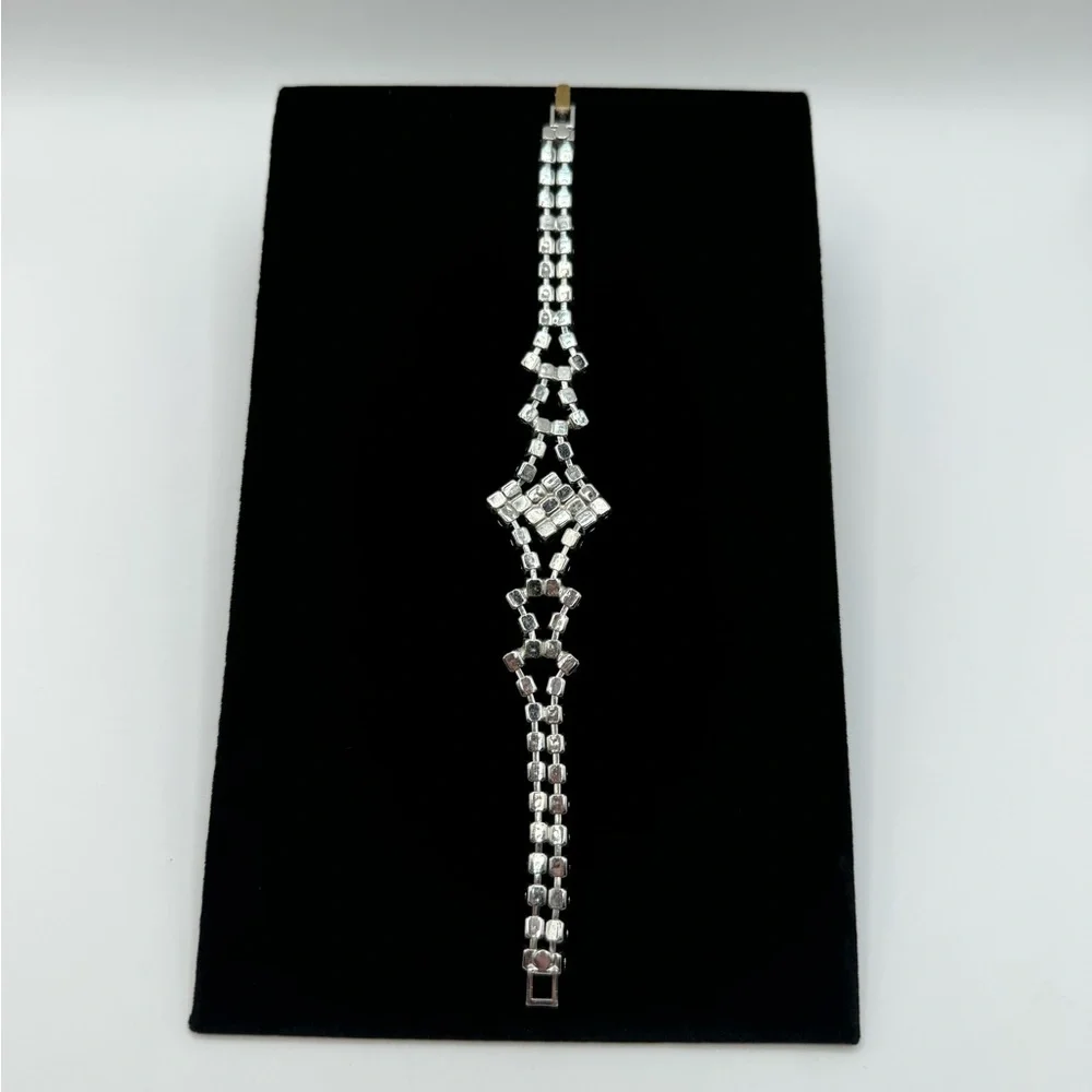 VINTAGE Crystal Bracelet